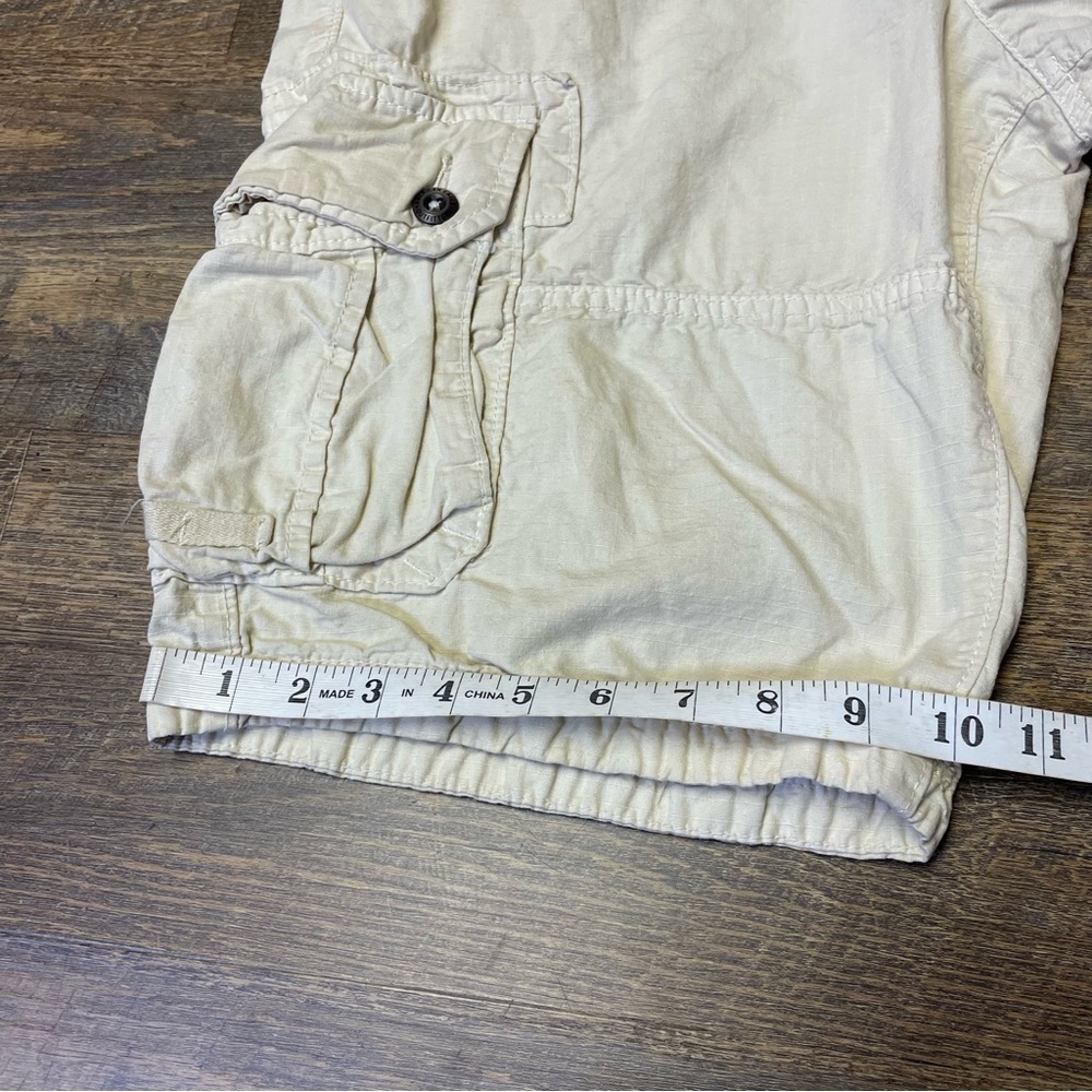 American Eagle Cargo Shorts Mens 32x11 Ivory Tan Longboard Baggy Retro - Picture 5 of 9